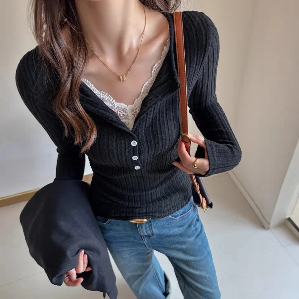 

Lace Slim-fitting Bottoming Shirt Two Piece Long Sleeve T-Shirt Women Chic Button Pit Striped Tops Autumn Winter Base Tees