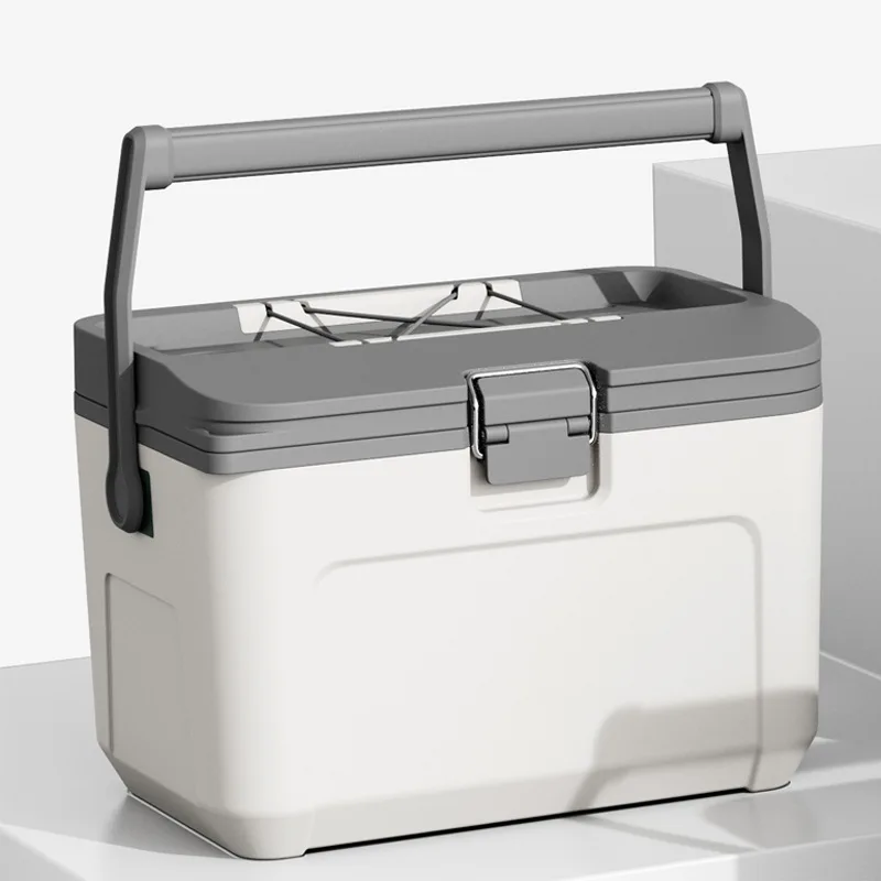 

Insulator Outdoor hot and cold storage container