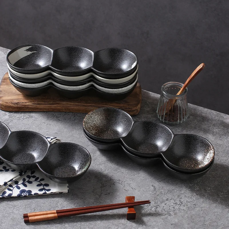 

LingAo--Ceramic three-compartment bowl for snacks and sauces, multi-compartment dish for seasonings and side dishes
