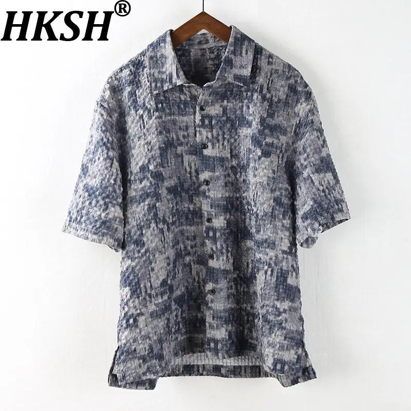

Мужская летняя рубашка HKSH 2026: новинка, нишевый дизайн, свободный крой, универсальная повседневная модель с коротким рукавом, со спущенным плечом HK22130