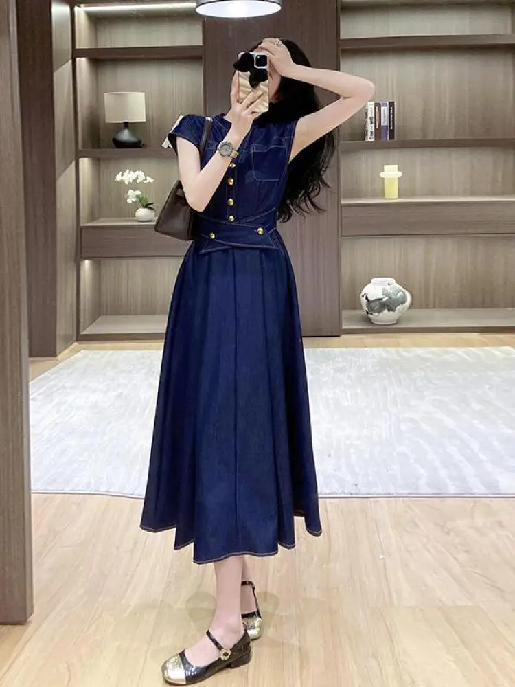 

Vintage Women's 2025 New Blue Denim Short Sleeved Pleated Dresses Summer Elegant Fashion Slim Round Neck Holiday Long Dress Chic