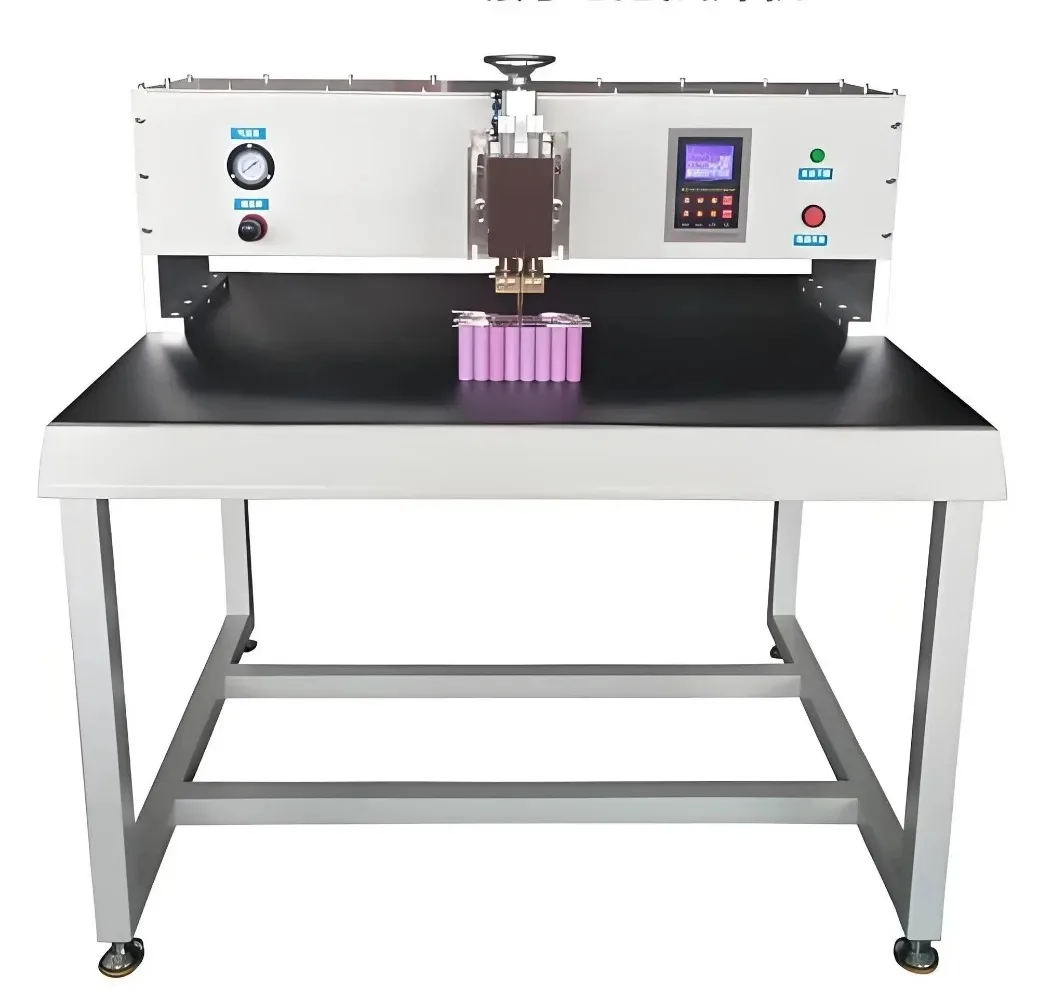 Lithium ion battery foot pedal spot welding machine cylindrical battery gantry battery label spot welding machine 18650 21700