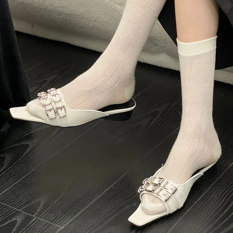 Fashion Metal Buckle Female Slides Women Heel Slippers Footwear New In 2024 Beach Shallow Ladies Round Heel Slippers Shoes