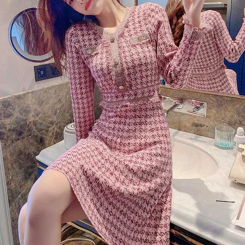 

Women Korean Fashion Luxury Chic Sweet Tassels Party Dresses Autumn Elegant V Neck Long Sleeve Slim Fit Midi Dress Vestidos