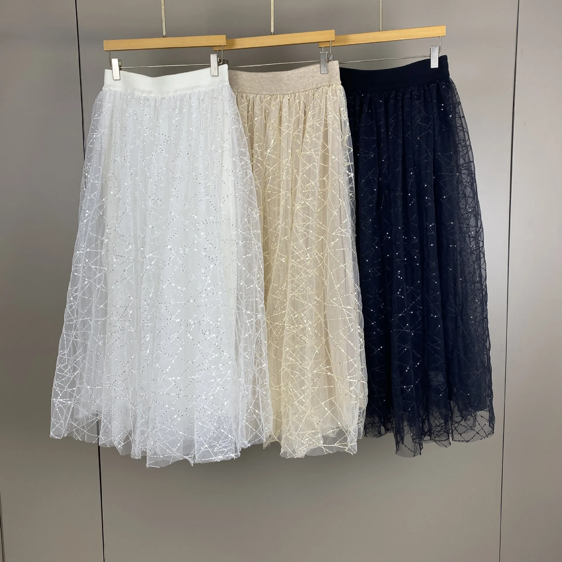 2026 Women's Autumn Winter New High Quality 100% Wool Sequin Mesh Splicing Knitted Skirt