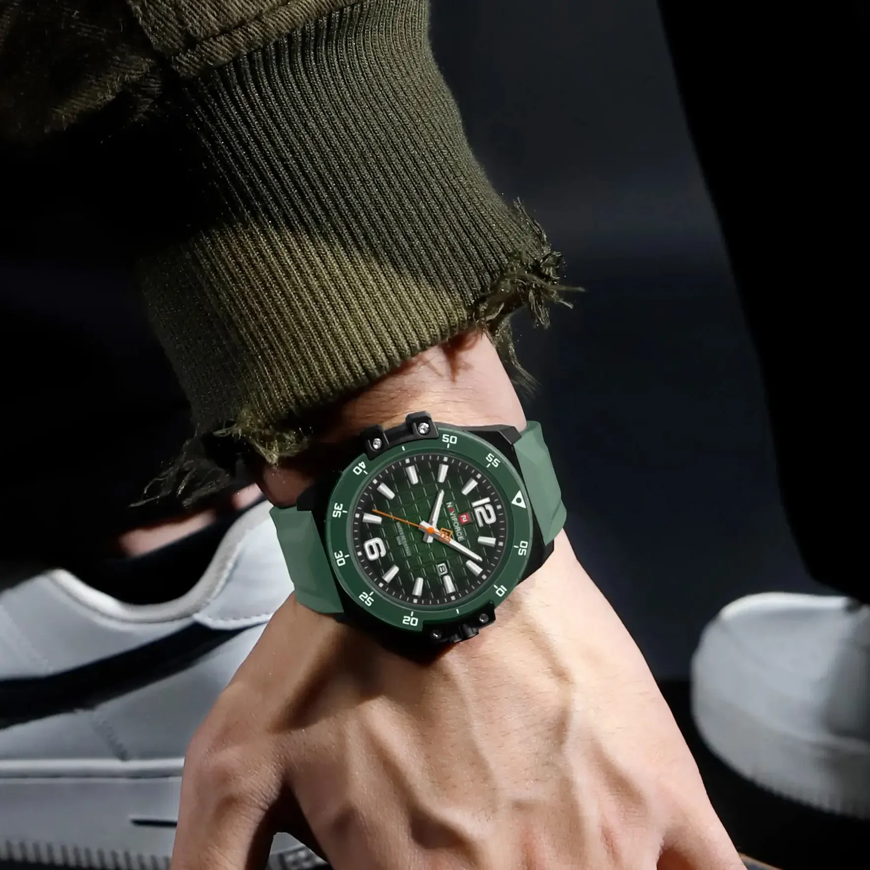 NAVIFORCE 50m Waterproof Men's Fashion Watch with Silicone Strap Quartz Movement Stylish Male Timepiece Classic Man Watches 2025