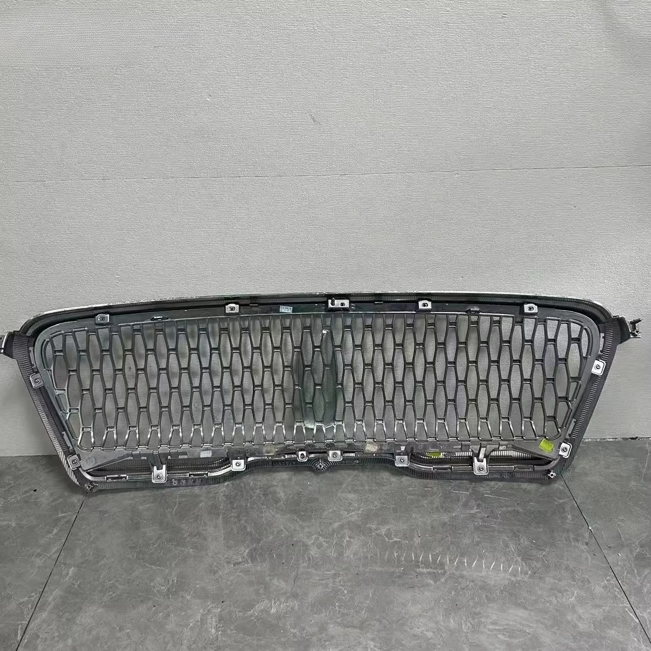 New Condition For Lincoln MKZ Car Front Grille Body Kit Silvery Plastic Bumper Grille Made From Steel For Manufacturing Purpose