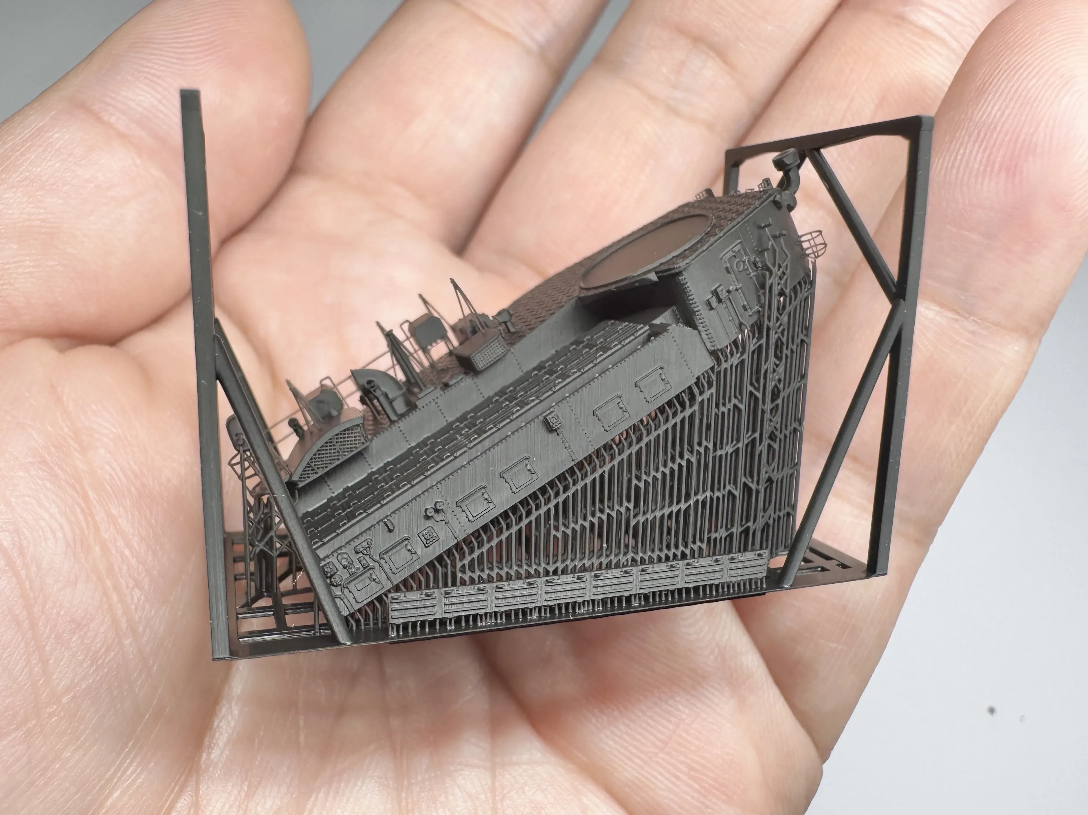 MUYI MODEL R350125 1/350 IJN YUKIKAZE/KAGERO READ TORPEDO COMPARTMENT (1940) Super detailed 3D-print