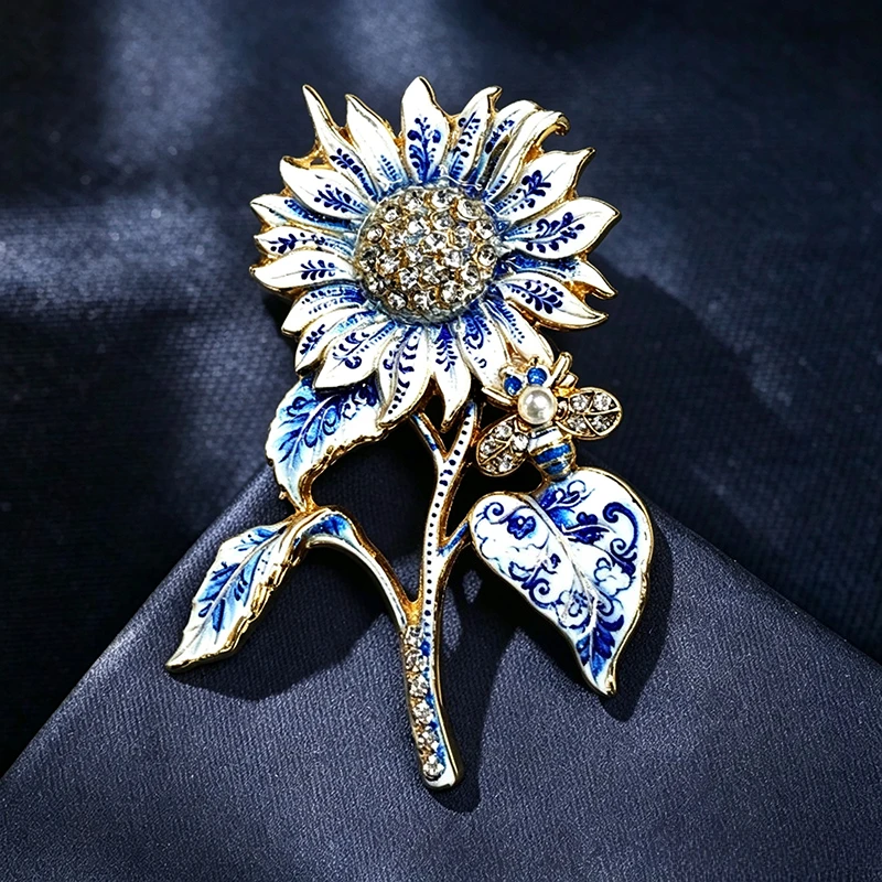 Vintage Blau-Weiß-Porzellan Sonnenblumen-Bienen-Brosche, Emaille-Strass-Legierungsnadel