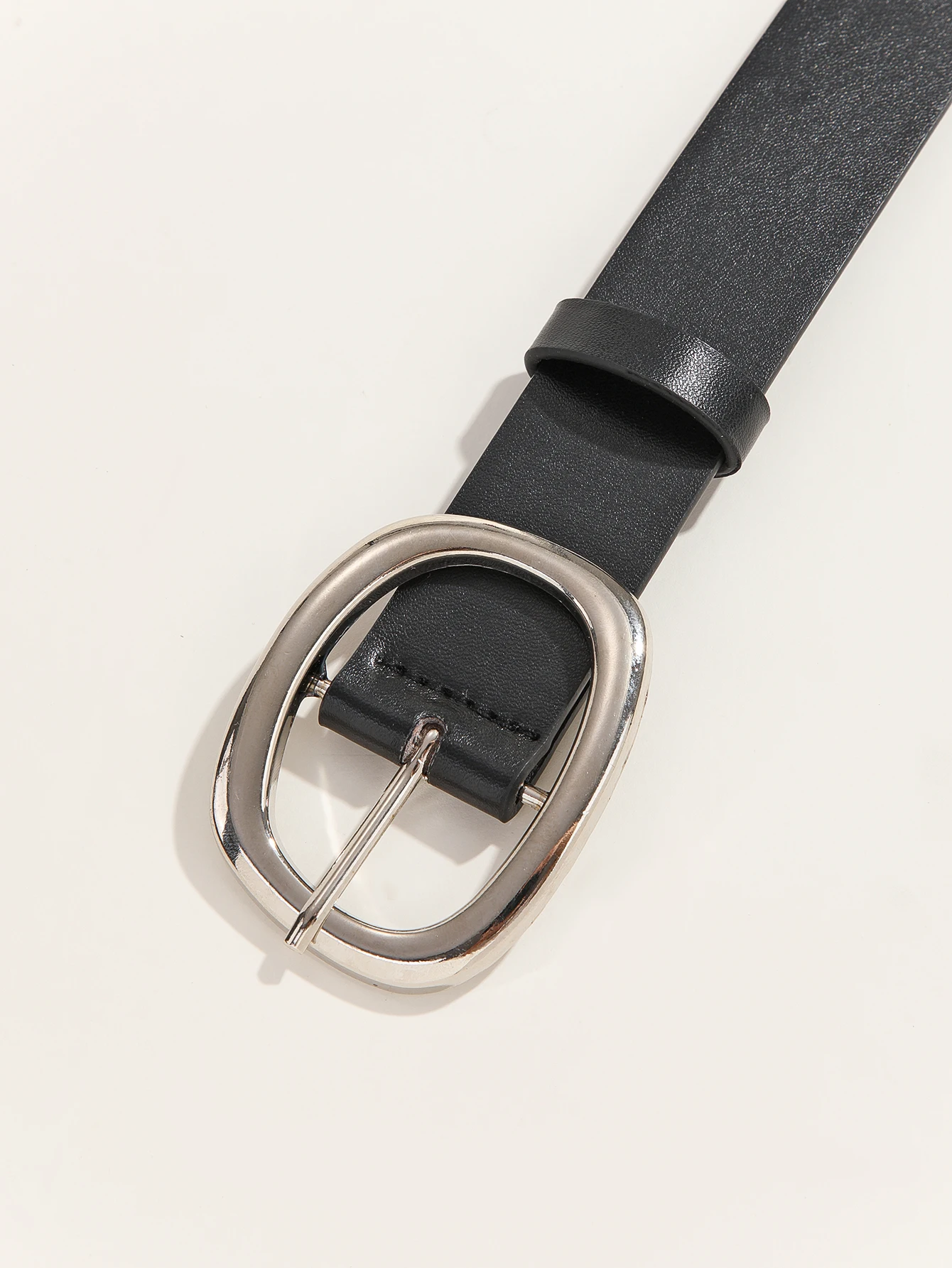 Women's Casual And Business Style black Belt With 3.2" Oval Buckle Adjustable Leatherette Waist Accessory image 3