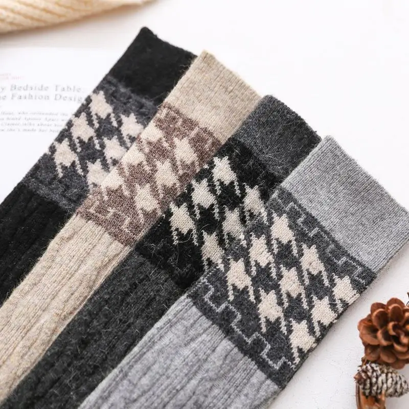 Autumn and Winter Cashmere Foot Sock over-the- Women's Thickened Warm Knee Houndstooth Long Leg Pads Wool Booties Loose