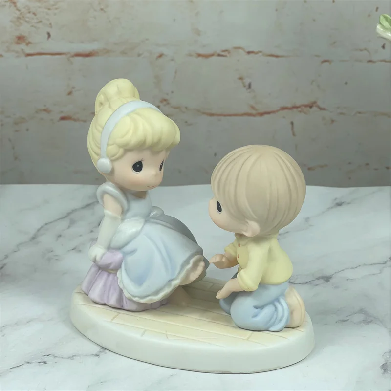 

Cartoon Creativity American Precious Moments Porcelain Boy and Girl Figurines Creative Home Ornaments Room Decorate Holiday Gift