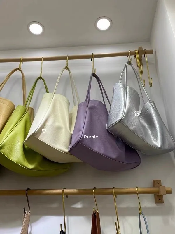Borsa tote estiva nuova in morbida pelle di grande capacità Faionable Borsa da pendolare singola in argento coreano per donna