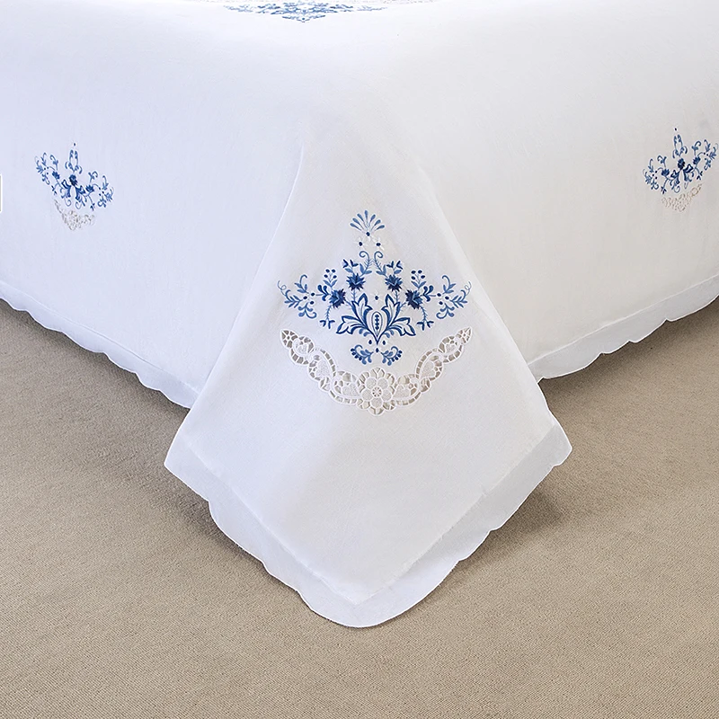 White cotton duvet cover, bedding, a must for home use