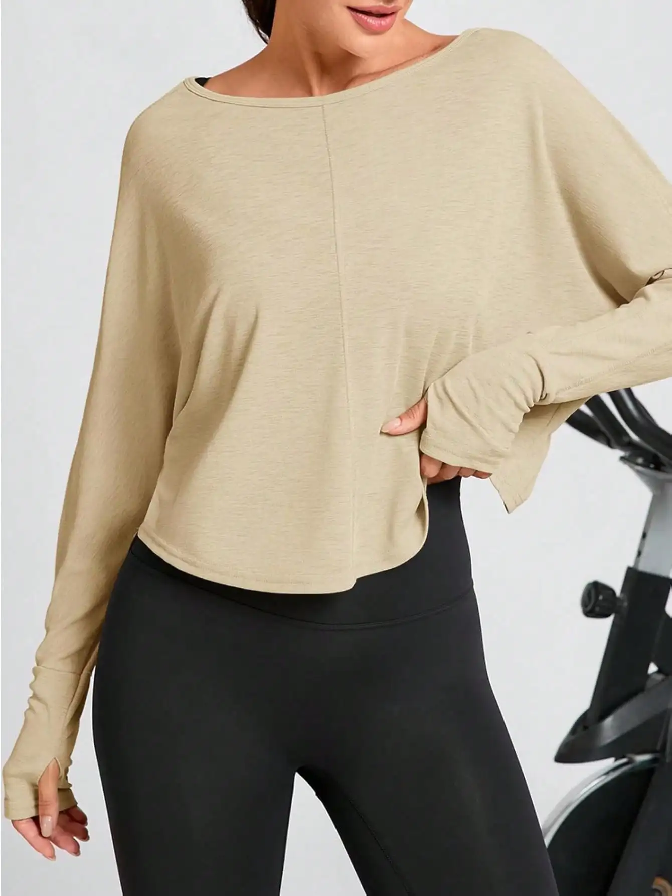 Fisoew Langarm-Trainingsoberteil mit überkreuztem Rücken, kurzes Langarm-Fitnessshirt für Damen mit Daumenlöchern, sportliches Yoga-T-Shirt