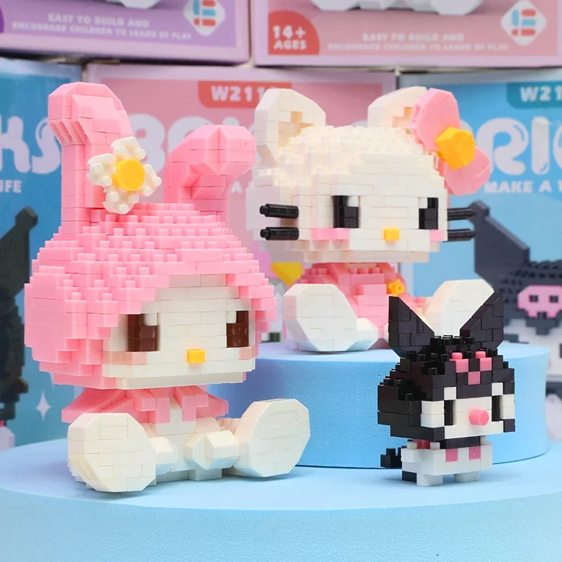 Disney Kuromi LinaBell Hello Kitty Building Blocks Princess Cartoon Figrues Bricks Children's Assembly Toys Model Halloween Gift