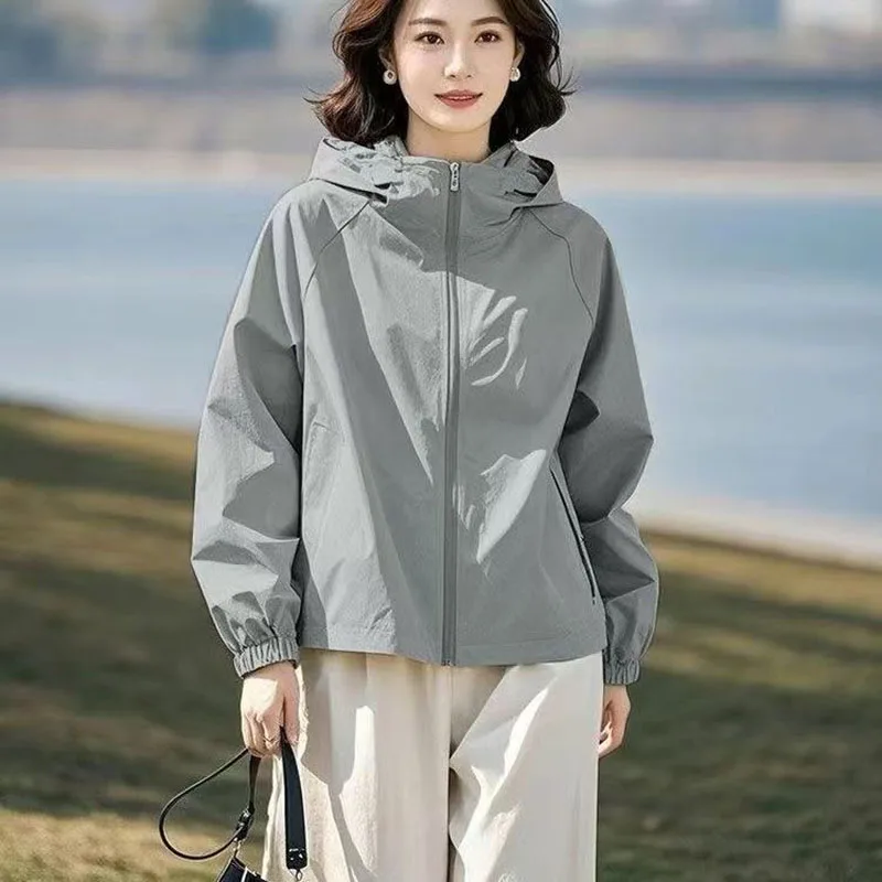 Fashion Jacket Women's Joker Jacket Spring Autumn 2025 High-quality Coat Ladies Short Hooded Outwear temperament Overcoat Tops