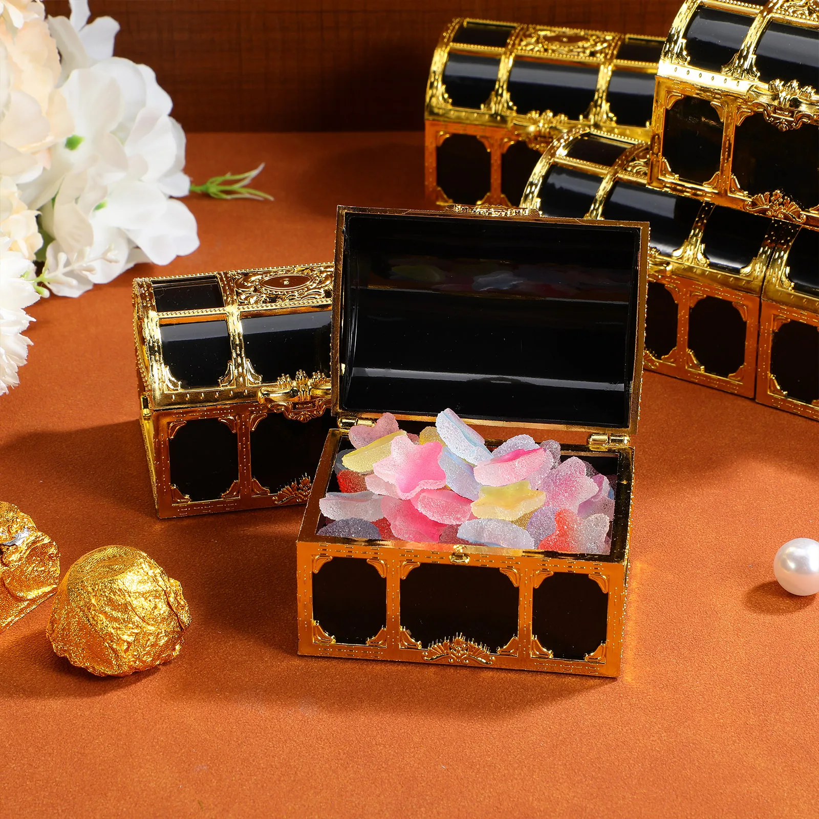 

12Pcs Plastic Pirate Treasure Chest Boxes Candy Holders Wedding Favors Small Vintage Storage Cases Treasure Chest