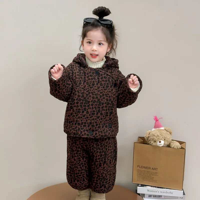 Girl Set 2025 Autumn Winter New Fashionable and Stylish Girl Baby Leopard Pattern Spot Thick Quilted Thread Hooded Two Piece Set