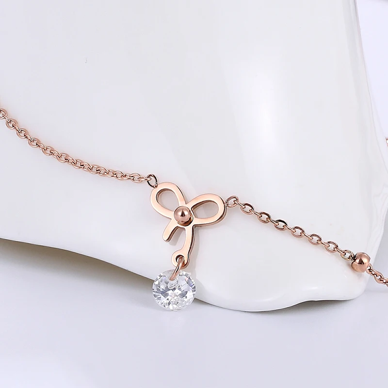 روابط الفراشة مع حجر الراين للنساء ، سلاسل الكاحل ، الراقية ، نمط فاخر خفيف ، بسيط ، شاطئ صيفي ، إكسسوارات القدم ، ساخن