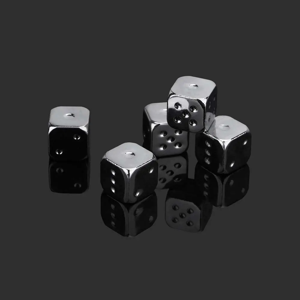 

5 PCS/Set Gift Family Party Playing Games Board Games Entertainment Game Metal Dice Square Point Dice 6 Sided Dice
