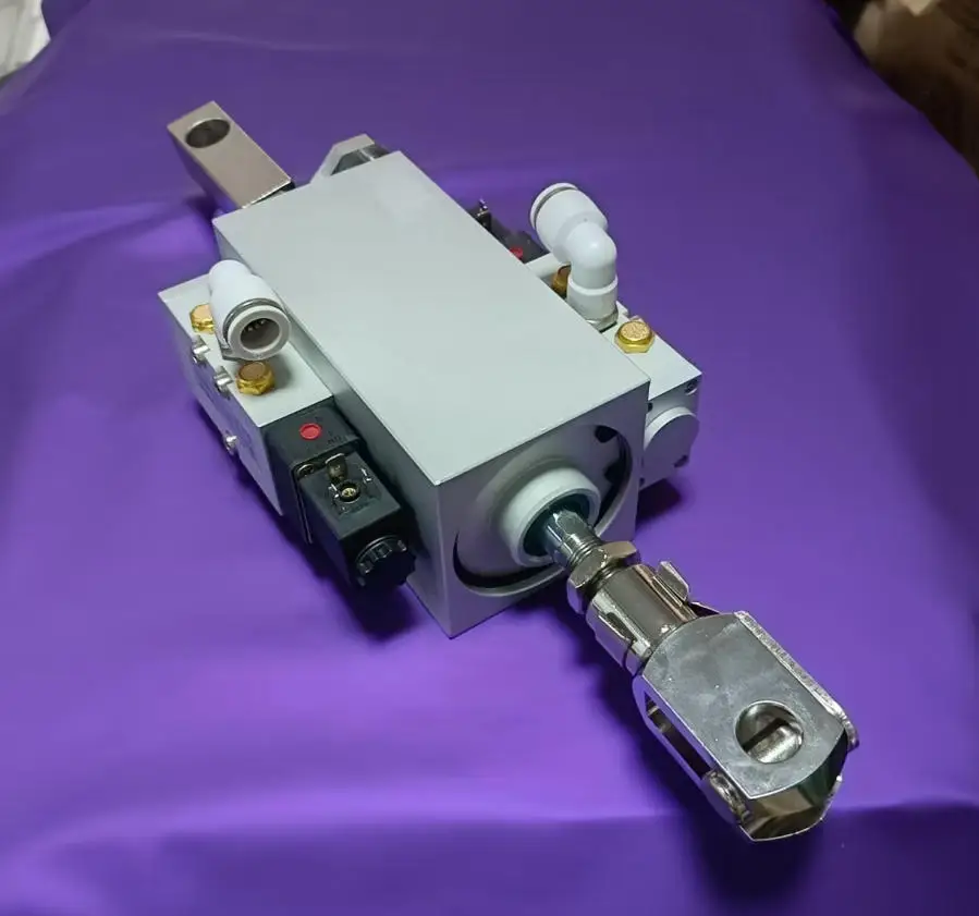 

Высококачественный цилиндр G2.184.0020 для офсетных печатных машин SM52 SM74 (M2.184.1011)