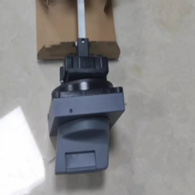 

3VA9157-0FK21 Door Mounted Rotary Operator IP65 With Door Interlock For 3VA1 100/160 Circuit Breaker In Stock