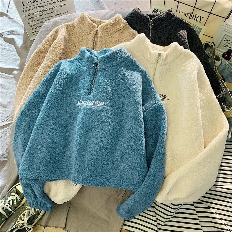 Damen-Fleece-Sweatshirt mit halbem Reißverschluss, Buchstabenmuster, Stehkragen, lange Ärmel, Kapuzenpullover, kurzes Oberteil, lässiger, lockerer Schnitt, warm, für Herbst und Winter, Pullover. – Detail 13
