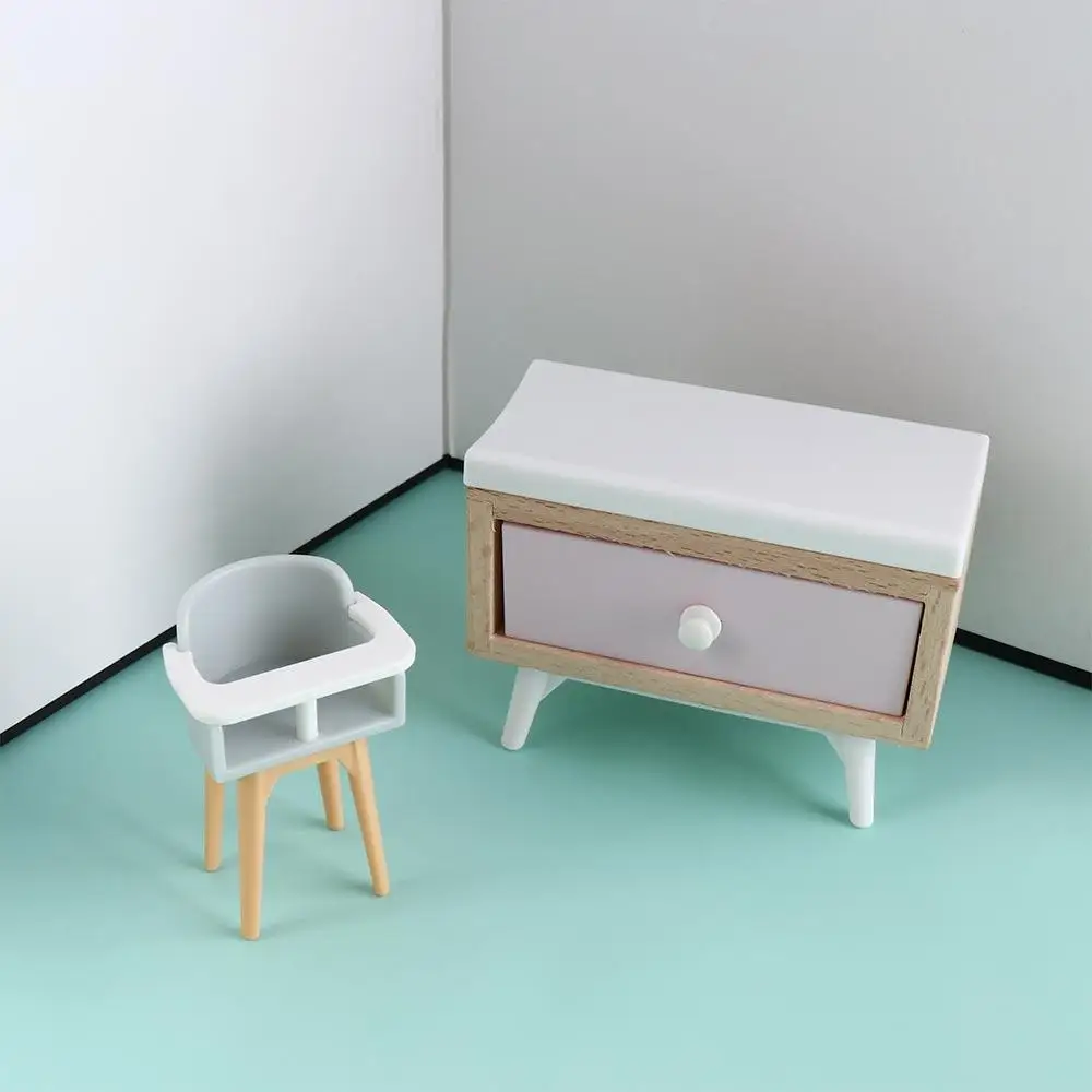 1:12 ドールハウス木製馬のおもちゃシミュレーションドールハウスシミュレーションダイニングチェアモデルダイニングチェアトロイの木馬ドールハウス家具