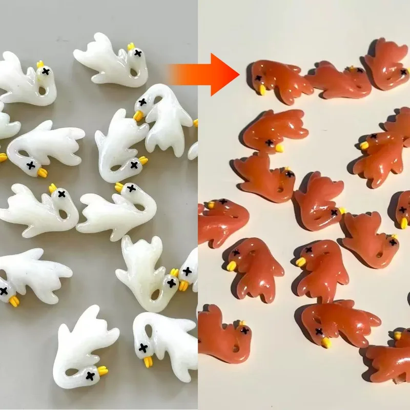 1/10 قطعة تغيير لون بطة المفاتيح بطة مشوية كيرينغ حقيبة قلادة مضحك سيارة زخرفة الديكور مرآة الرؤية الخلفية اكسسوارات #3