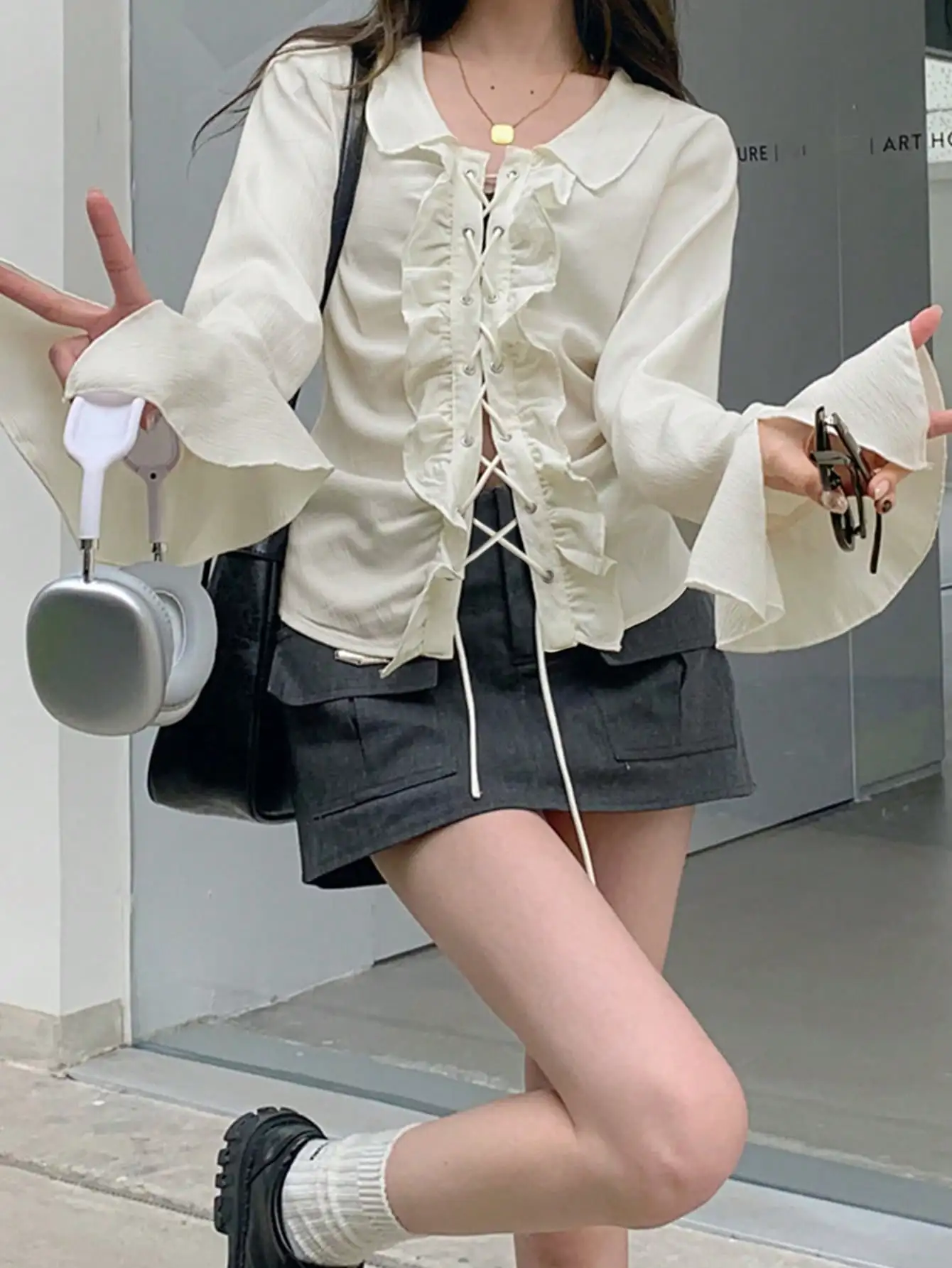

Korean V-Neck Ruffled Shirt for Women, Spring, Autumn and Summer Chiffon Shirt Design, Niche Unique Top