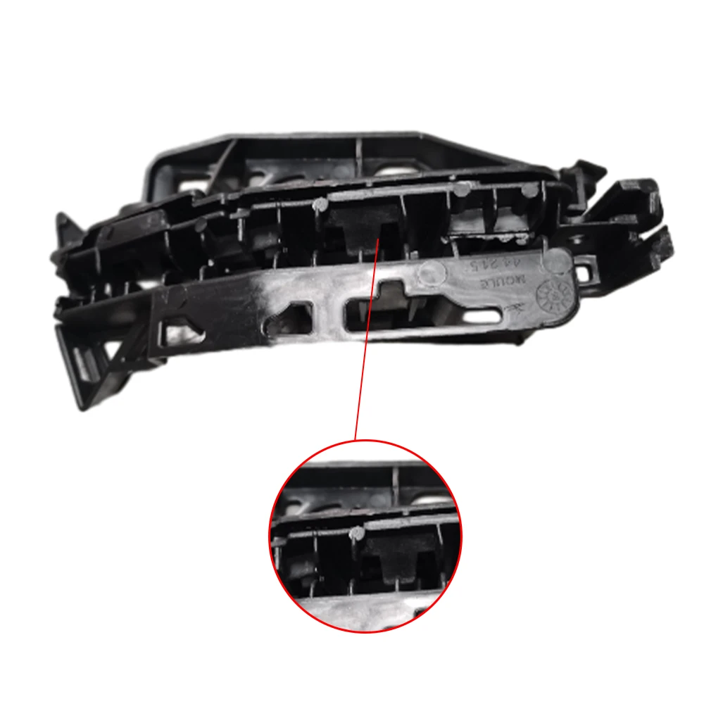 1pc/2pcs Plastic Car Front Bumper Bracket Support 7119LR for Peugeot 408 308 CC SW 2008 2009 2010 2011 2012 2013