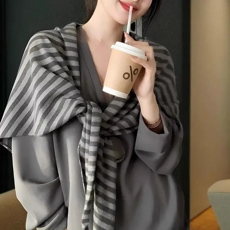 المرأة مخطط محبوك مثلث وشاح أزياء الشتاء عارضة الرقبة أدفأ تنوعا متماسكة التفاف شال للنساء