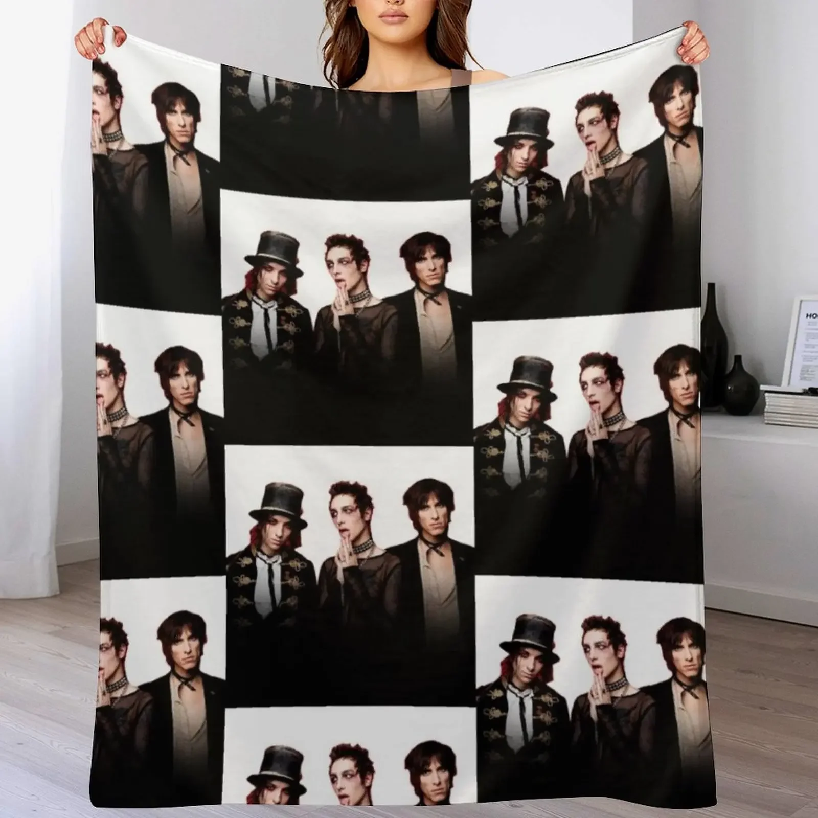 

New Payale Royale 2020-2021 Tour Album Concert Throw Blanket for babies wednesday Softest Bed Blankets
