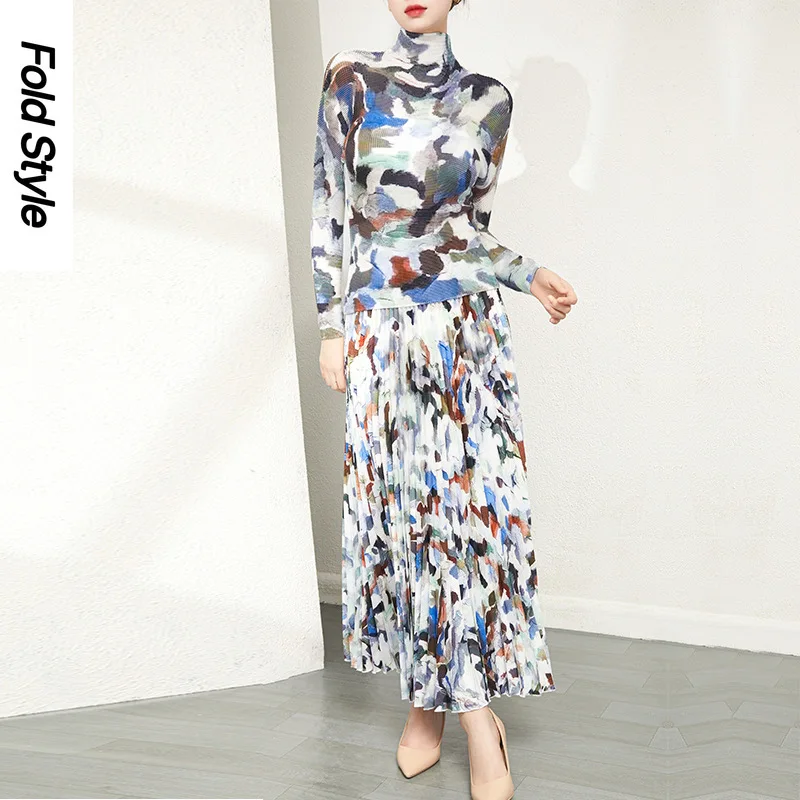 

Miyake Pleated Fashion Set Spring and Autumn High Neck Long Sleeve Top Design Sense Retro Graffiti Half Skirt Two Piece Set