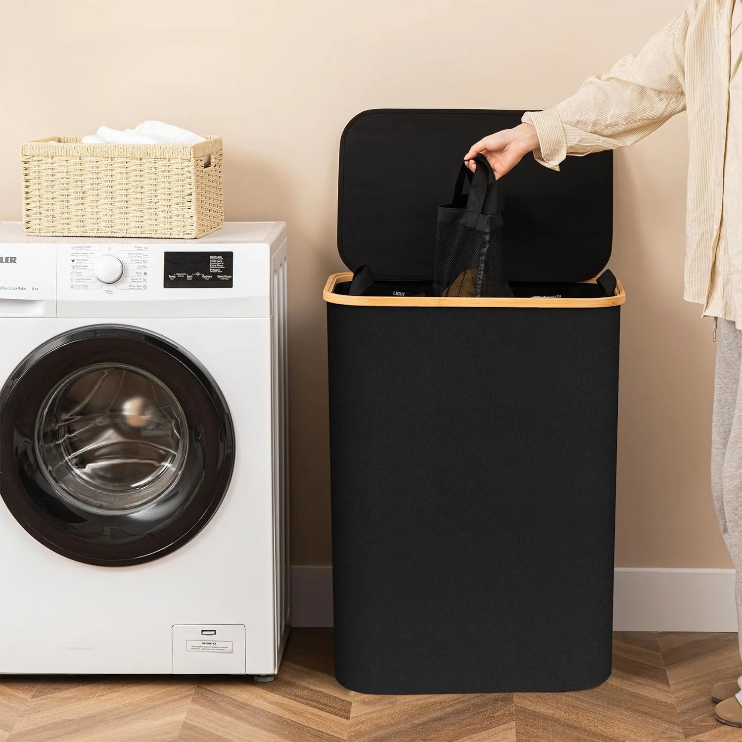 سلة الملابس القذرة سلة الخيزران لغرفة النوم مع جيب داخلي مع غطاء سلة تخزين الملابس القابلة للطي مع ملصق تصنيف