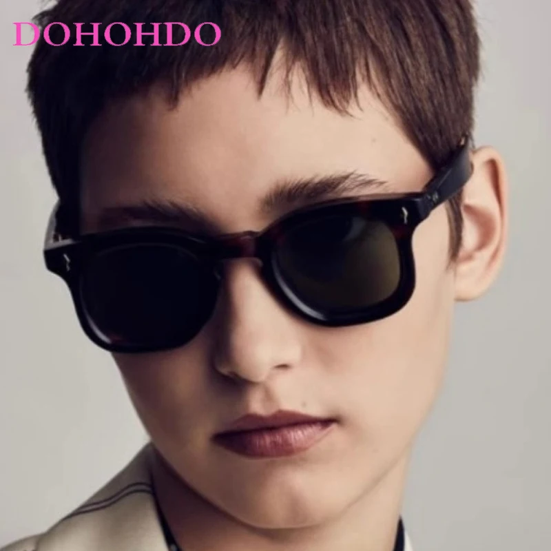 

2025 Vintage Rivets Small Square Sunglasses Men Women New Luxury Brand Design Fashion Classic Outdoors Driving Sun Glasses UV400