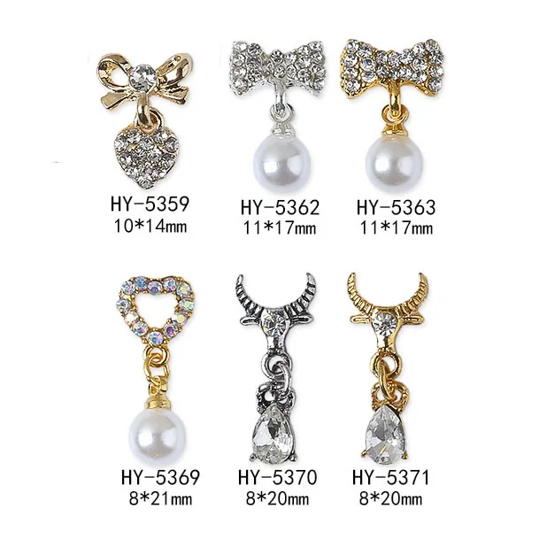 고품질 글리터 풀 드릴 보우 매듭, 하트 모양, 불 헤드 펜던트, 네일 아트 장식, 합금 라인석 네일 참, 10 개