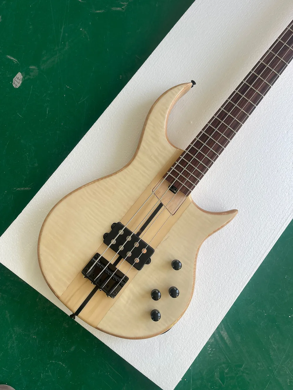 4 Strings ASH body Electric Bass Guitar with Flame Maple Veneer,Provide customized service