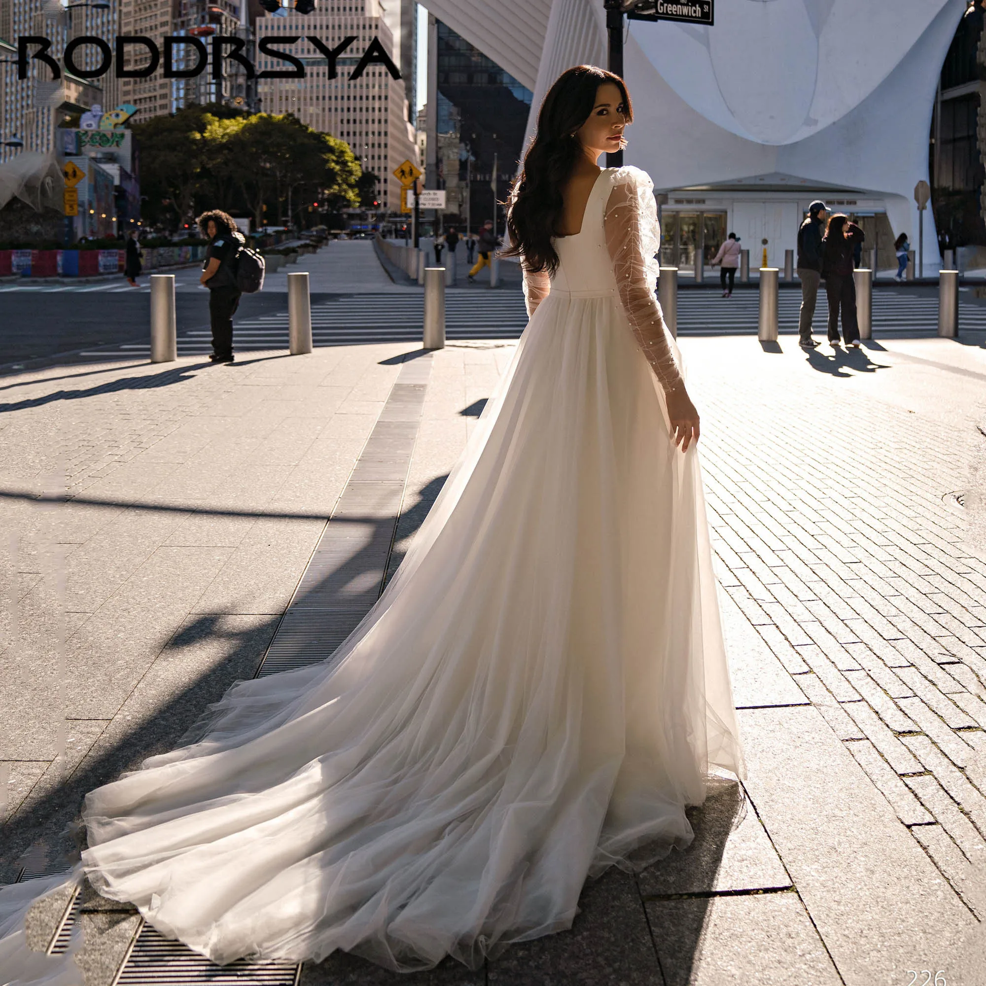 RODDRSYA Long Sleeves Pearls Wedding Dress Square Neck A-line Simple Bridal Gowns Tulle Minimalisme vestidos de novia Customized