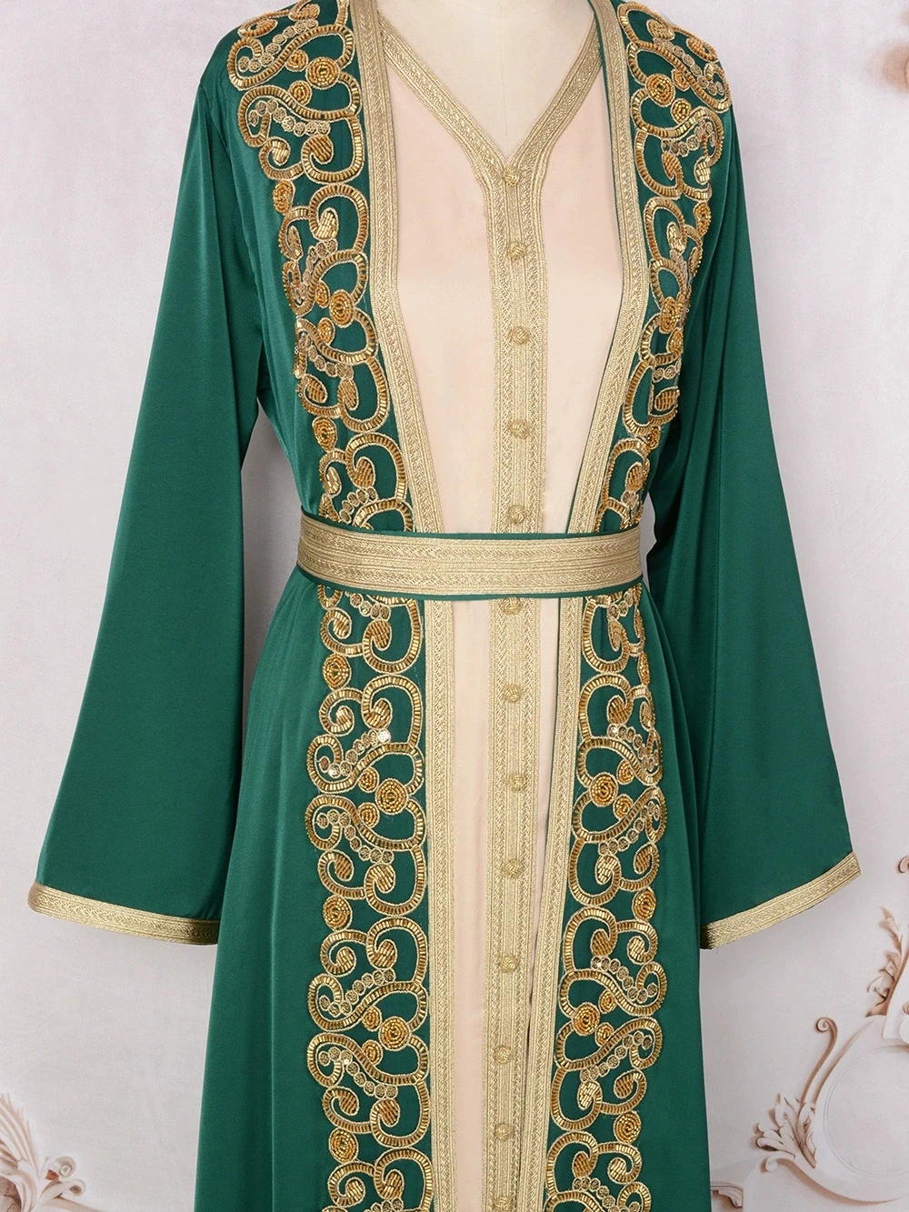 

Рамадан Ближний Восток Саудовская Аравия Дубай Женская одежда 2025 Новое роскошное модное мусульманское платье из бисера Женский халат Вечернее платье