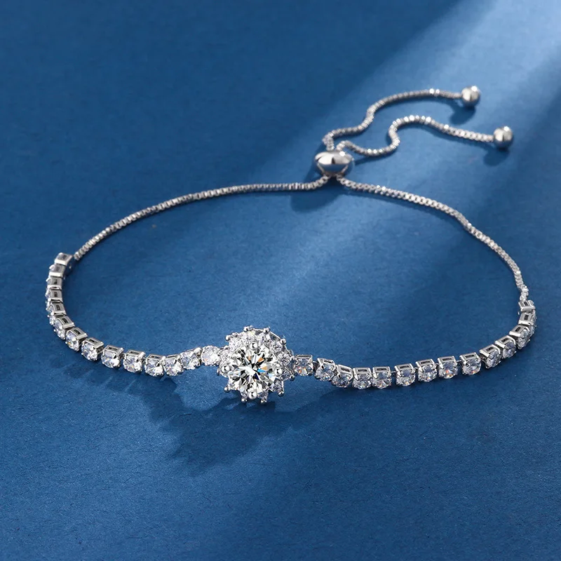 Elegant copper alloy electroplated bracelet for women featuring princess square design with simulated moissanite accents ideal f