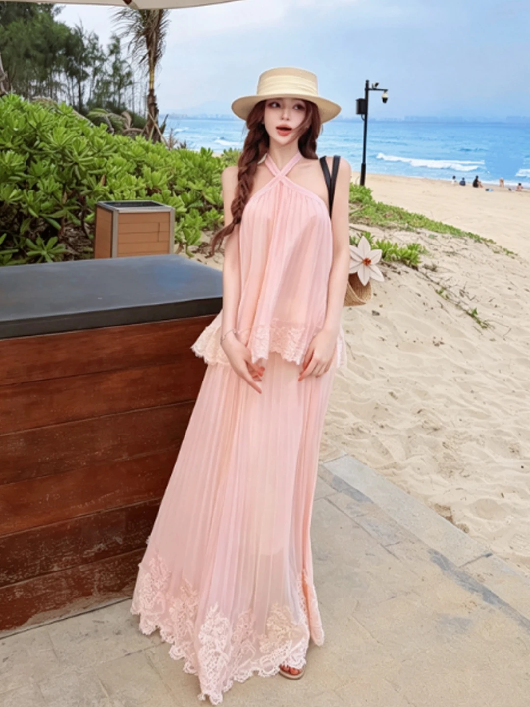 

Summer Vacation Style Set Gentle Wind Hanging Neck Top Half Skirt One Whole Set of Clothing Comfortable Cotton V-neck Two-pie...