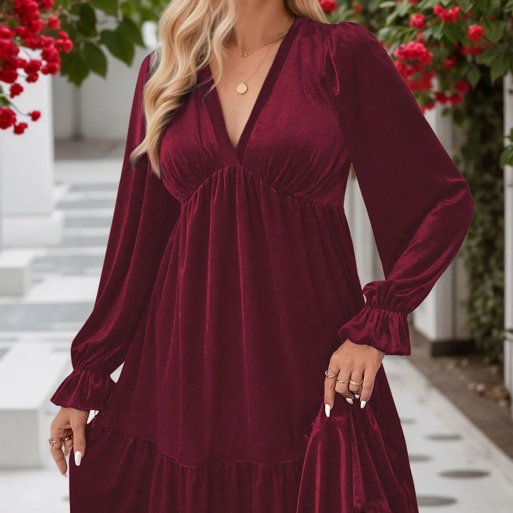 Robe de soirée élégante bordeaux, col en V profond, manches longues, robe de soirée formelle, couleur sophistiquée, Silhouette féminine, Banquet, mariage
