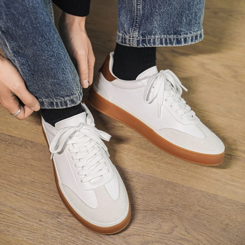 Men's Casual Sneakers Round Toe Color Block Soft Sole Lace-up Versatile New Spring and Autumn Low-top Flat Vulcanized Shoes