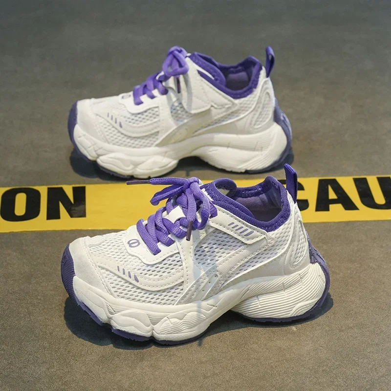 

All-terrain Kids Sports Trainers Breathable Mesh Surface Deep Anti-slip Sole Comfort Footwear for Outdoor Games and Walking
