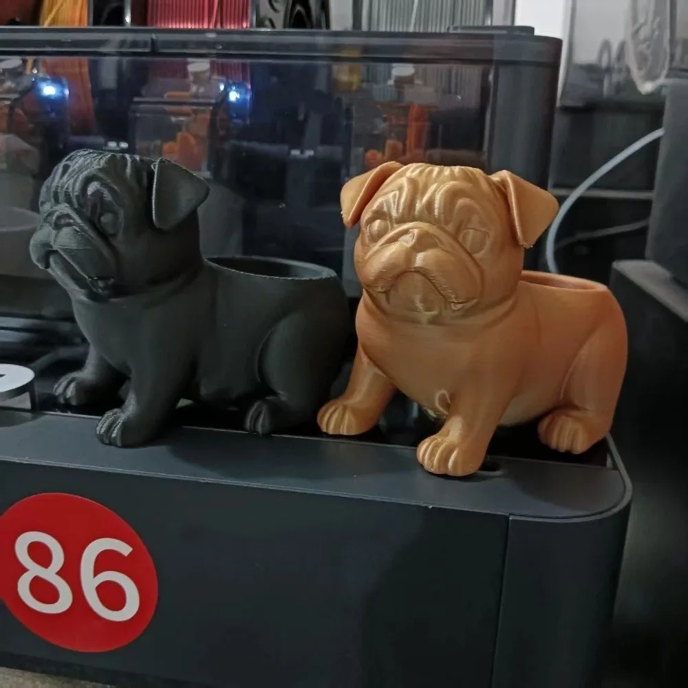 3D Printed Pug Shaped Planter Pot Funny Plastic Animal Shaped Pot Minimalist Handmade Pug Figurine Plant Holder Balcony Terrace