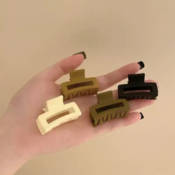 4.5cm Mini Matted Hair Crab Morandi Color Hollow Square Claw Clips Sweet Frosted Small Hair Catch Ponytail Clip Hair Accessories