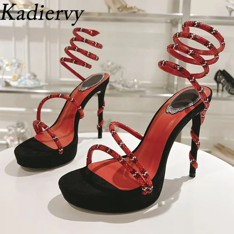 

Пикантные сандалии на высоком каблуке, женские летние туфли со стразами и змеиным шпагатом на щиколотке, женские сандалии на платформе с кристаллами