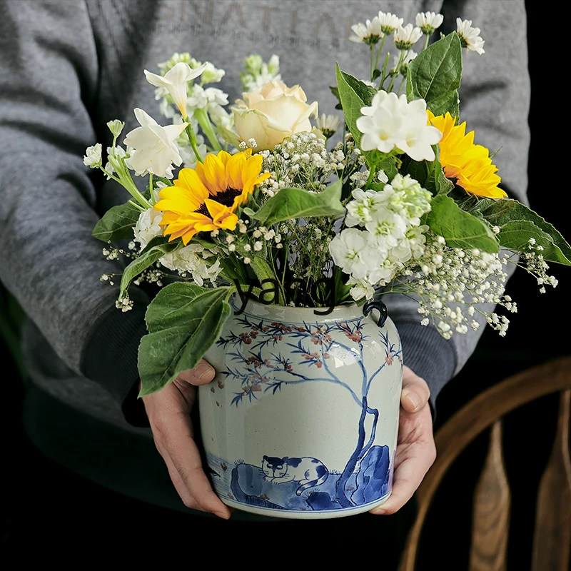 Yjq Jingdezhen Pure Handmade Ceramics Chinese Creative Hydroponic Flower Pot Blue and White Porcelain Hand Painted B & B Style